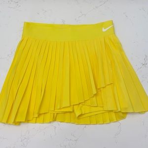Nike tennis skirt